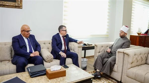 وزيرا الأوقاف والتخطيط يبحثان تعزيز التعاون المشترك لدعم جهود التنمية 1 IMG 3248