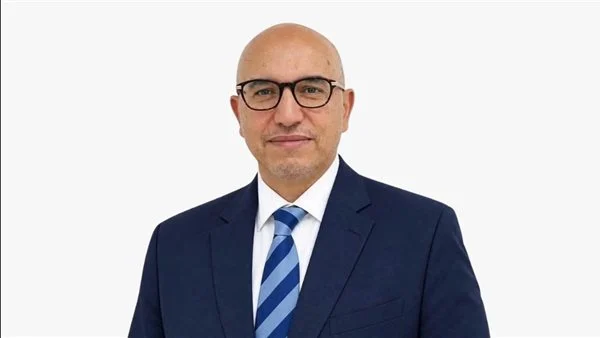 اختيار الدكتور أحمد مصطفى كأول مصري لعضوية مجلس محافظي الجمعية العالمية للجلوكوما 1 IMG 3549