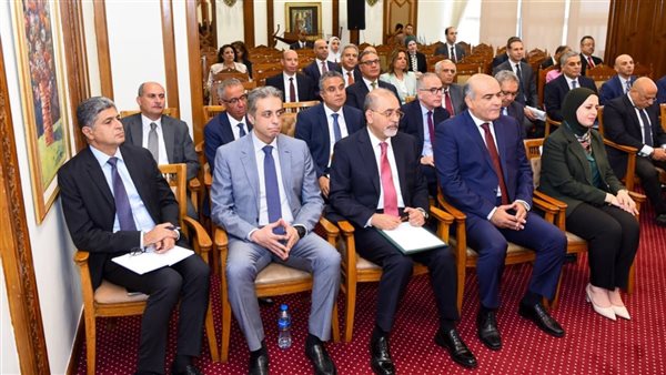تحرك مصري للترويج للاقتصاد بالخارج.. تنسيق بين الخارجية والاستثمار لجذب رؤوس الأموال 1 IMG 3688