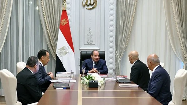 السيسي يوجه بإعداد كوادر مؤهلة تتواكب مع احتياجات سوق العمل المحلي والدولي وإطلاق مبادرات لدعم الموهوبين ورعاية النوابغ 1 IMG 3733