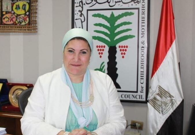 القومي للطفولة والأمومة ينقذ طفلة من زواج قسري بسوهاج.. والنيابة تلزم الأب بإقرار قانوني 1 الأمومة الامومة الأموة 1